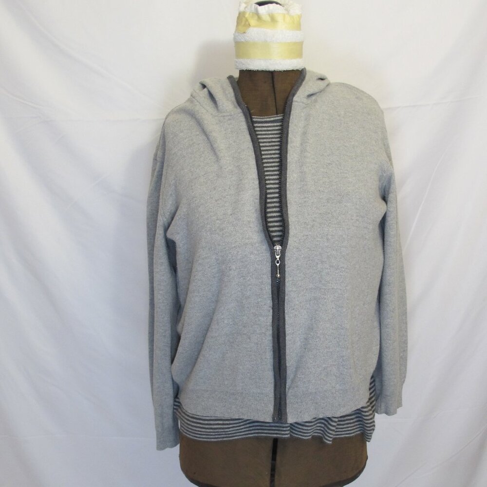 Fifth Avenue Studio Collection matching grey striped shirt and hoodie XL